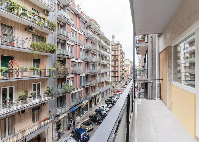 Mica Calefati Daire Bari