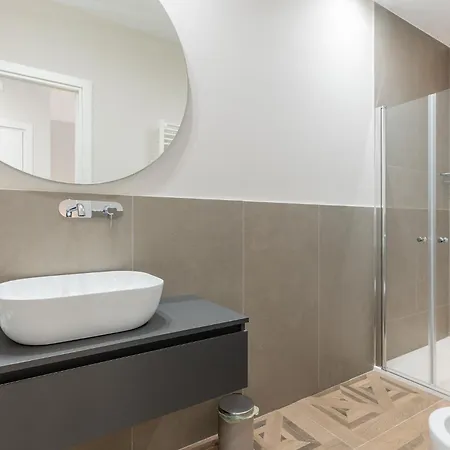 Mica Calefati バーリ